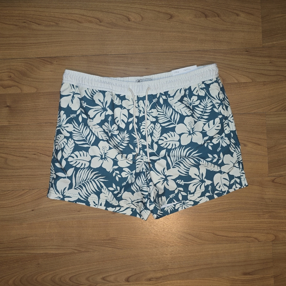 American Eagle Outfitters Blue and White Floral Swim Trunks